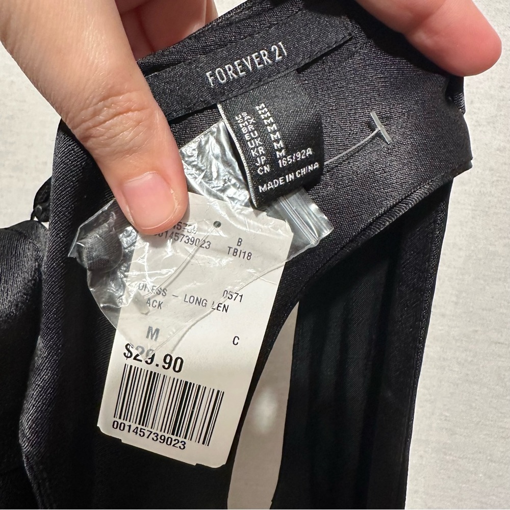 NWT Forever 21 black satin slip dress - size M - Picture 5 of 7